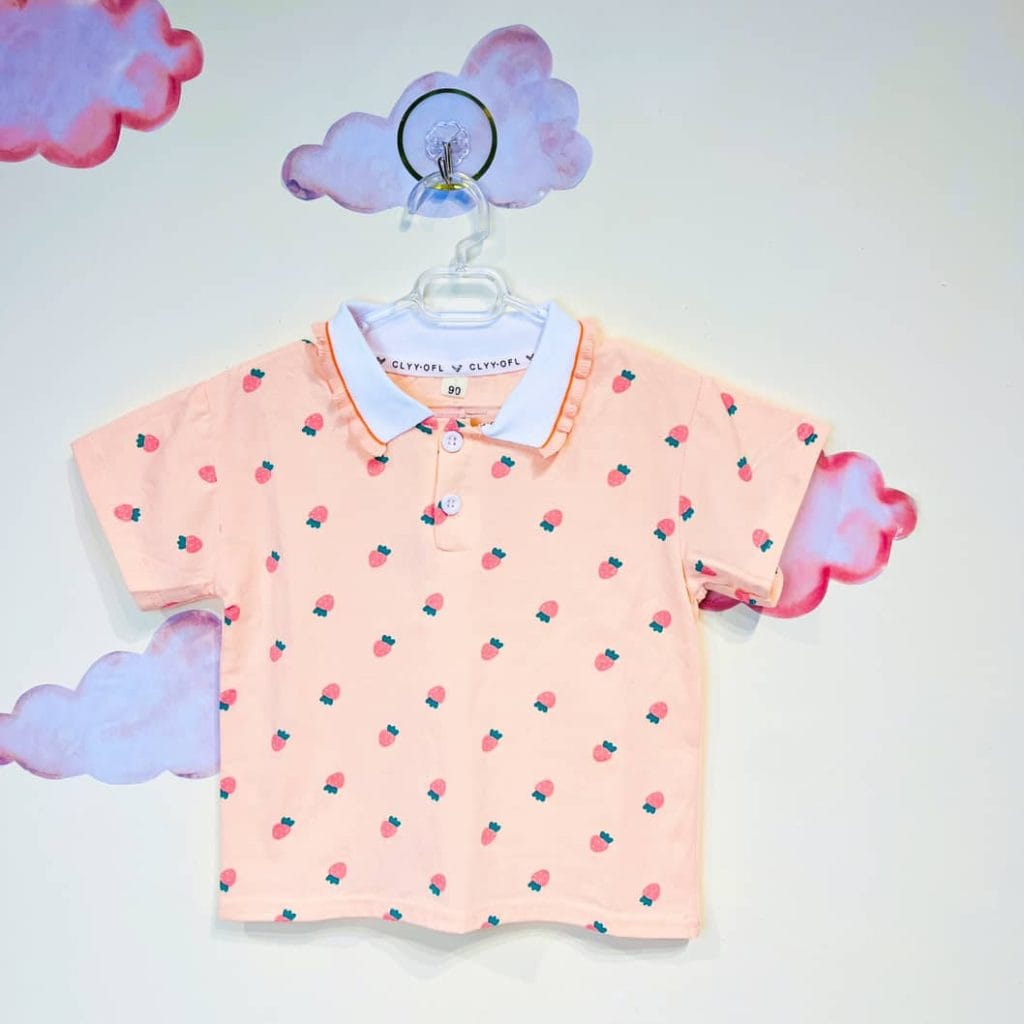 تیشرت دخترانه طرح توت فرنگی