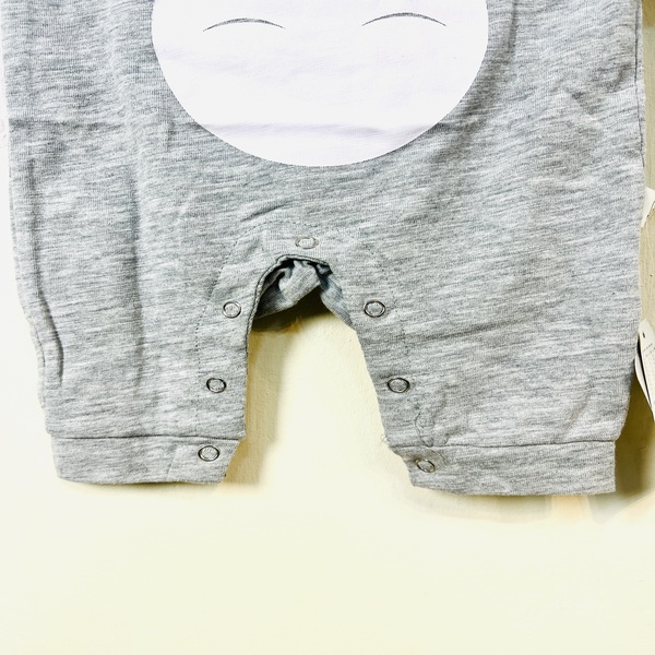 سرهمی نوزادی پسرانه سرهمی نوزادی پسرانه طرح گربه وارداتی از نمای پایین