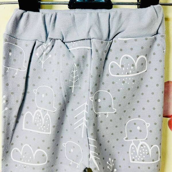 شلوار دخترانه طوسی چین دار شلوار نوزادی دخترانه طوسی چین دار جزییات